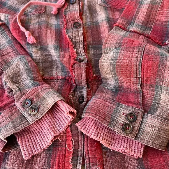 OLI & HALI plaid and waffle pink/rust color, size small, frayed seam Women’s M - Picture 4 of 10